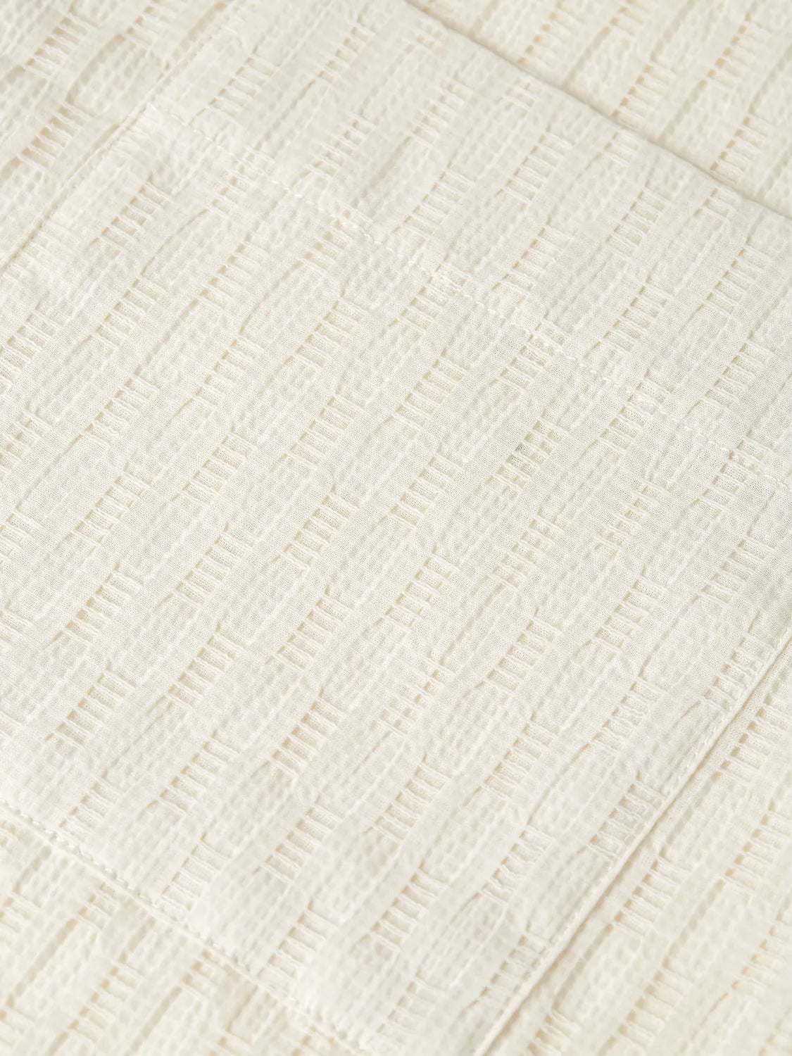 Jacquard Seer-Sucker Regular-Fit Short-Sleeved Shirt