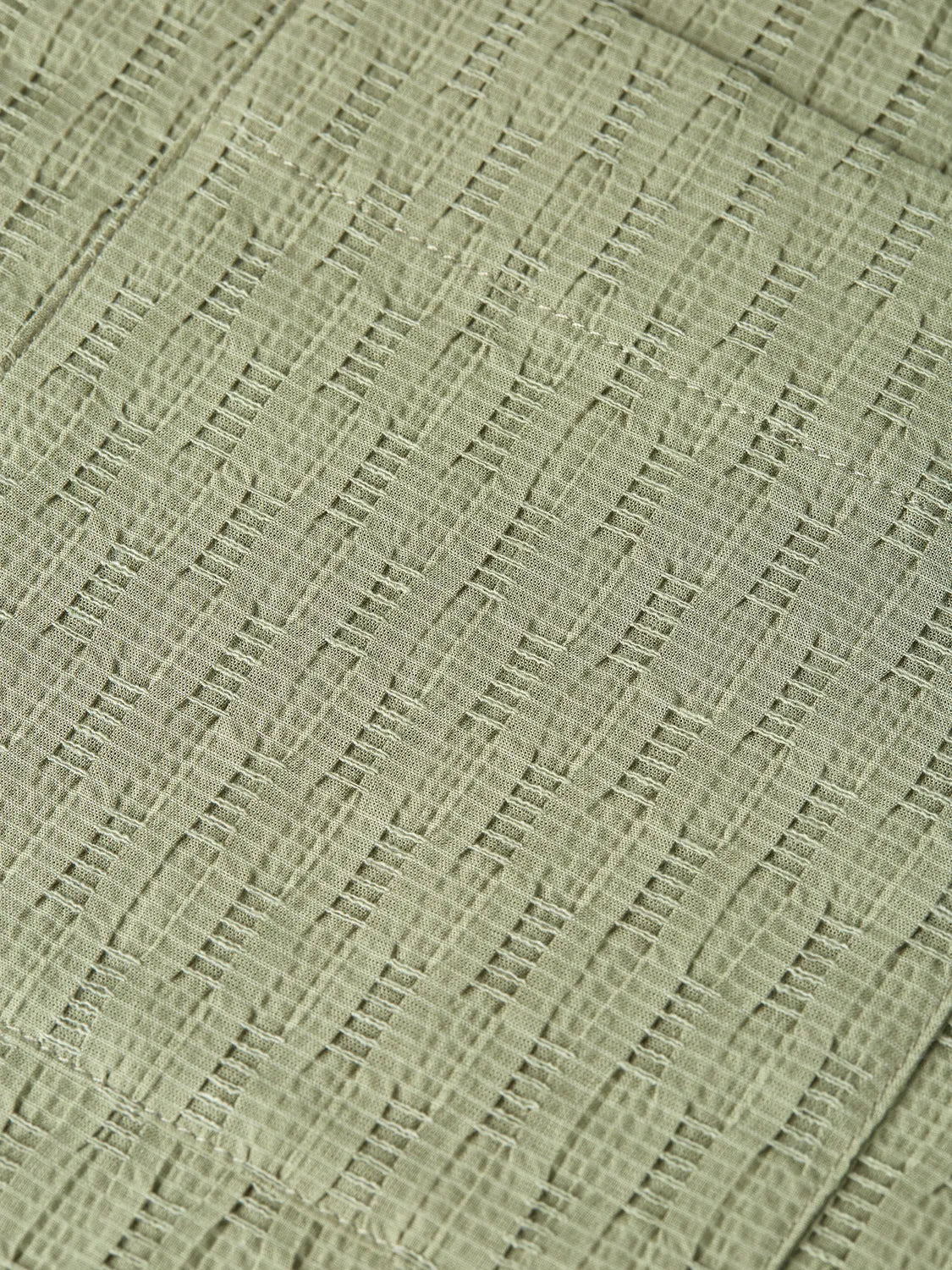Jacquard Seer-Sucker Regular-Fit Short-Sleeved Shirt