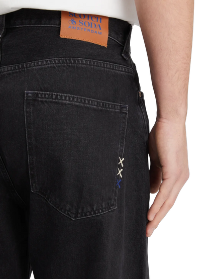 Essentials — The Pitch Loose Fit Jeans | Black Buzz