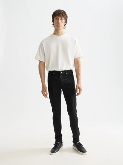 Essentials — Skim Skinny Jeans | Stay Black