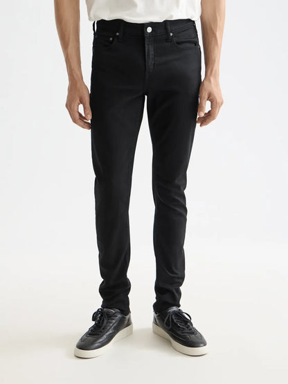 Essentials — Skim Skinny Jeans | Stay Black
