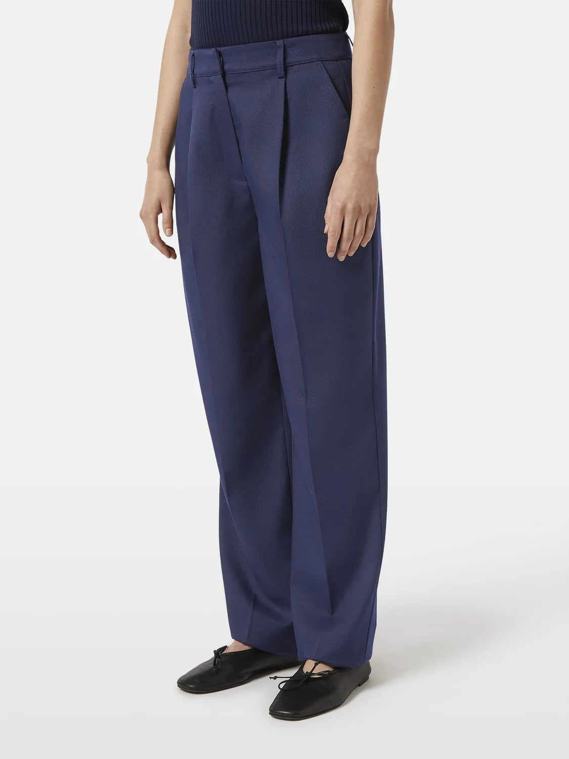 Edie Tailored Wide-Leg Fixed Belt Pant