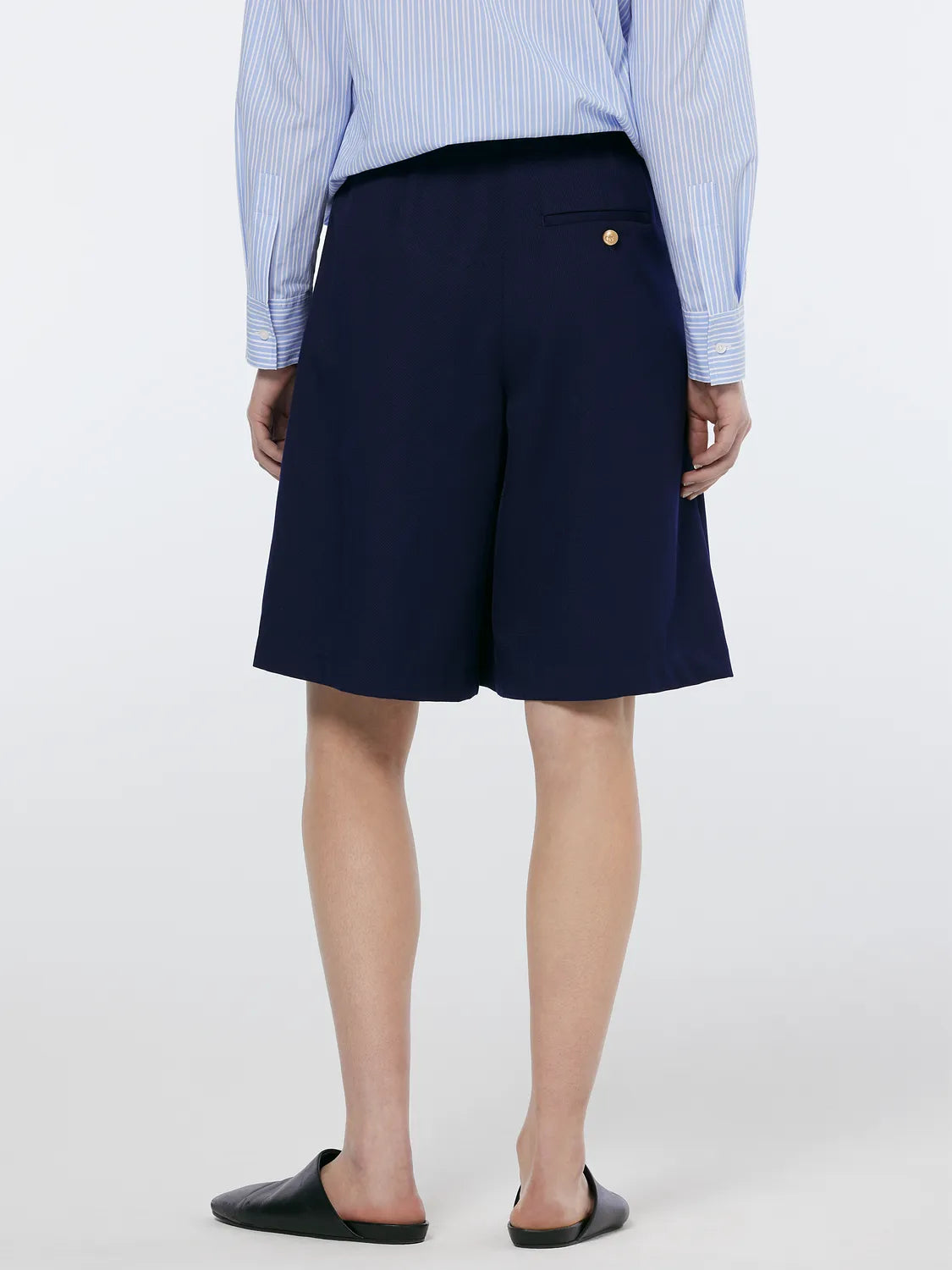 Gabardine Twill Pleated Short