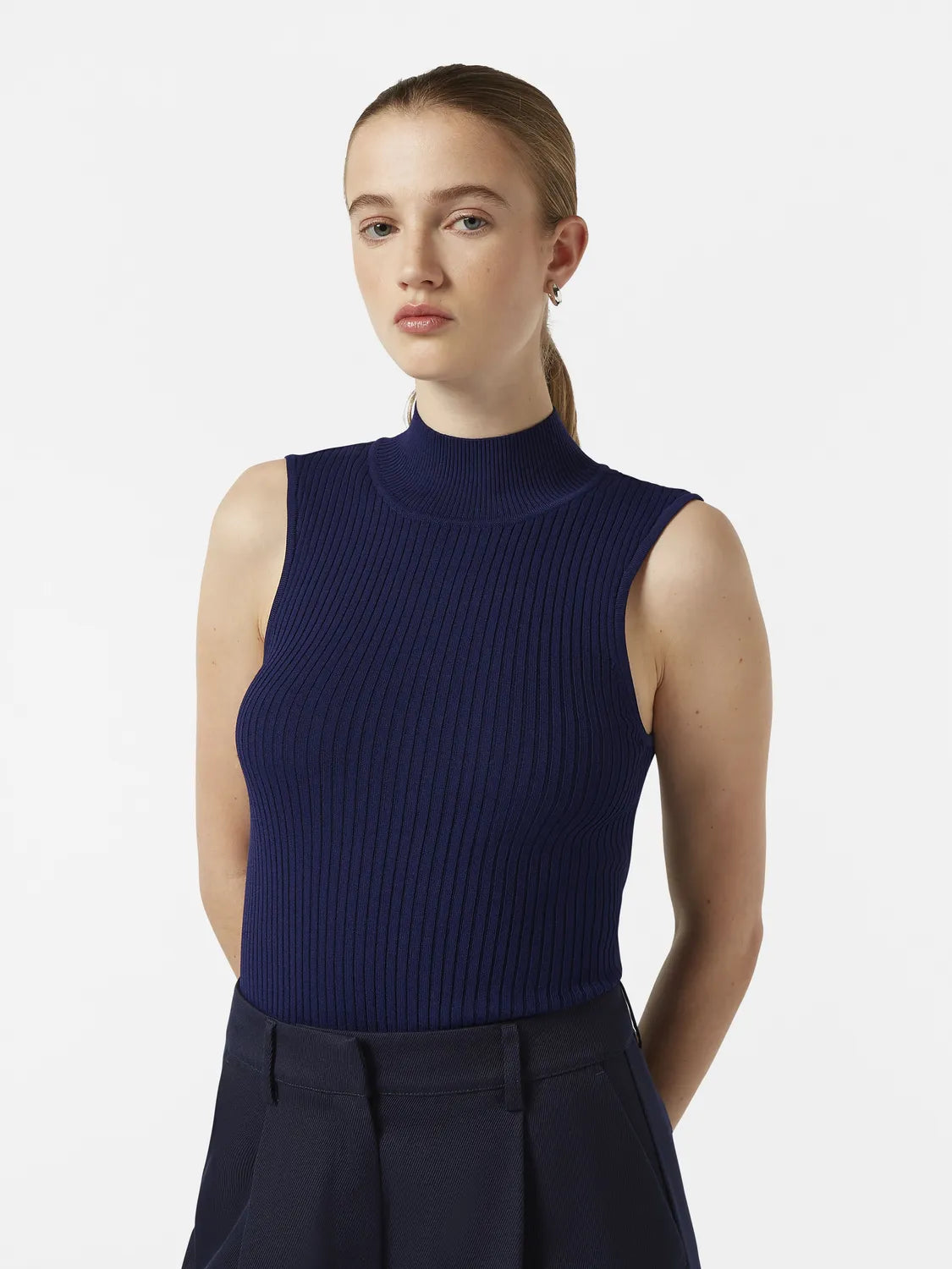 XS