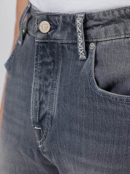 The Zee Straight Fit Jeans | Out Of Town