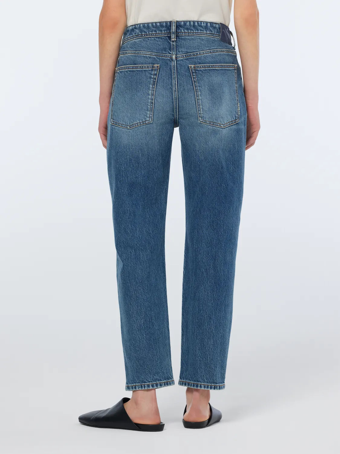 The Buzz Comfort Stretch Slim Boyfriend Jeans | Lighthouse