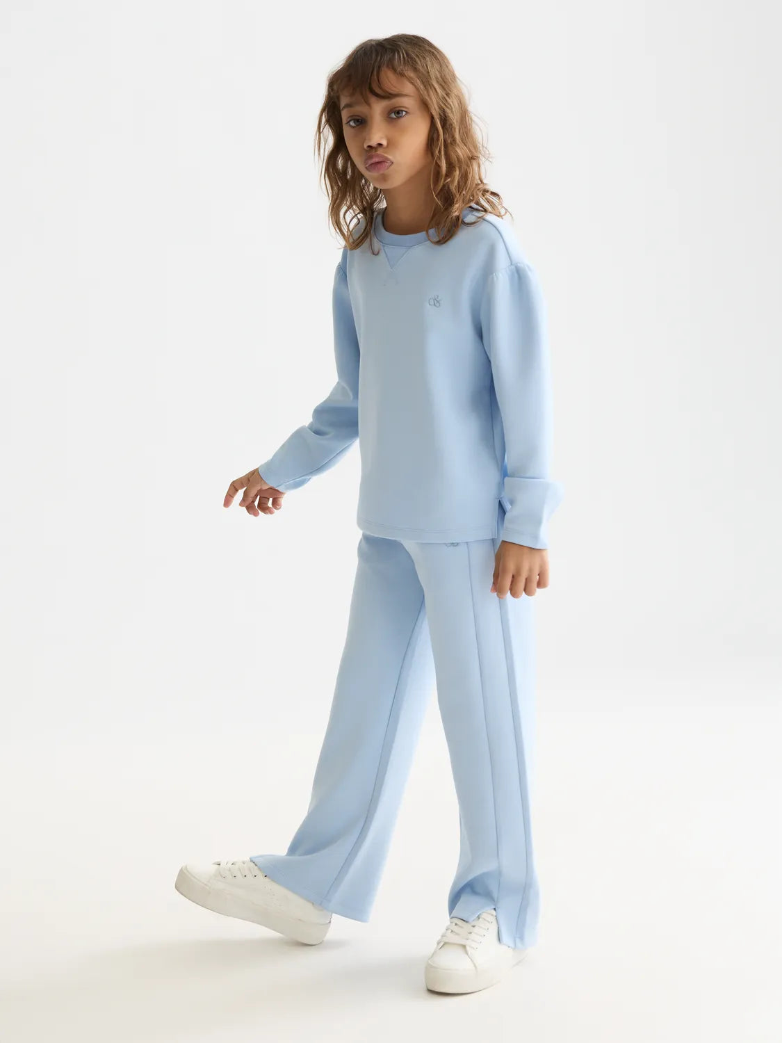 Girls' Essentials – Relaxed-Fit Sweatshirt