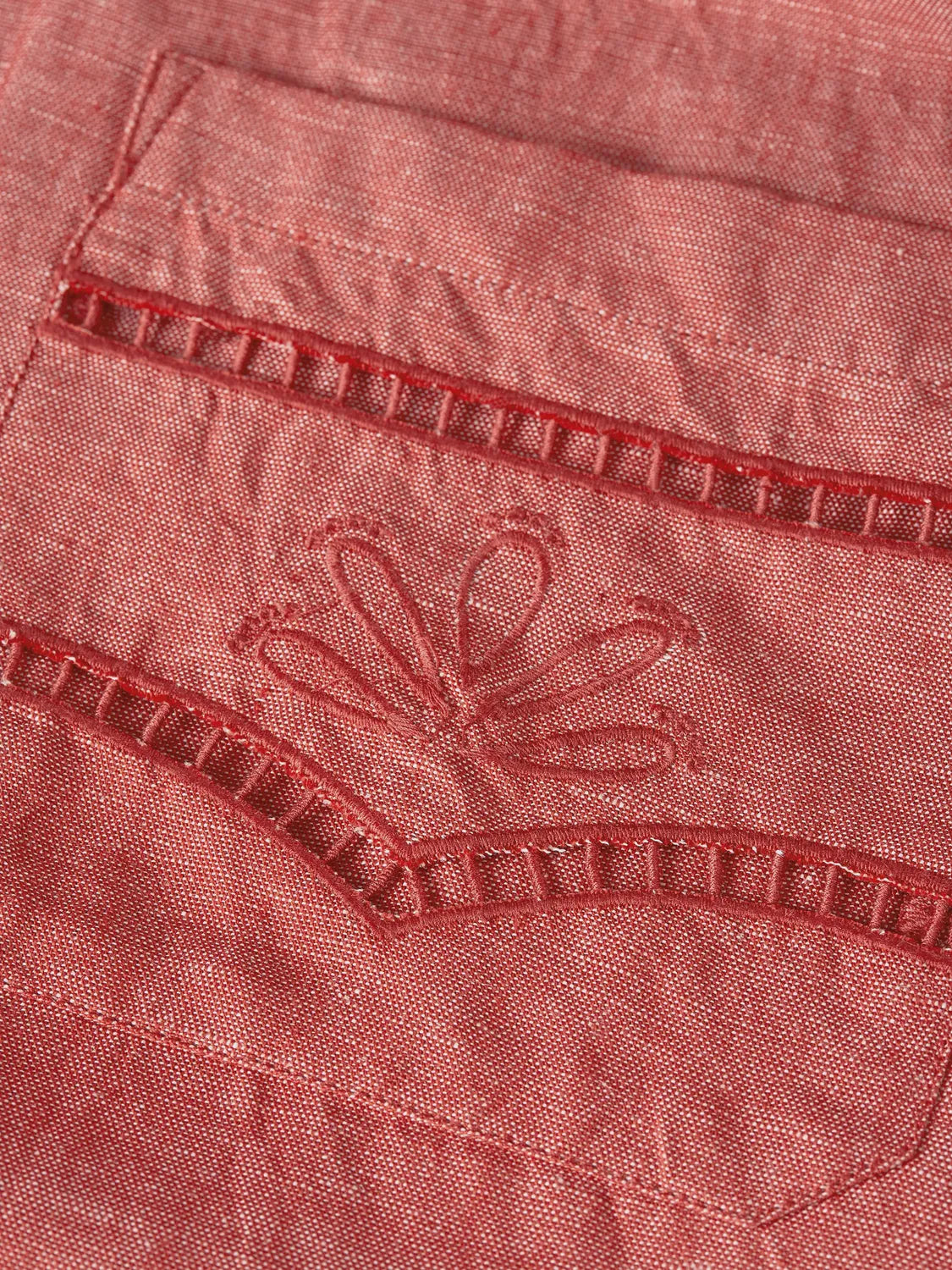Embroidered Linen-Blend Wide-Fit Bermuda Shorts
