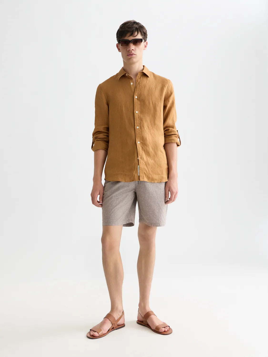 Essentials – Fave Cotton-Linen Yarn-Dyed Regular-Fit Bermuda Shorts