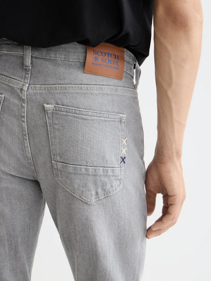 Core Skim Skinny Jeans Grey