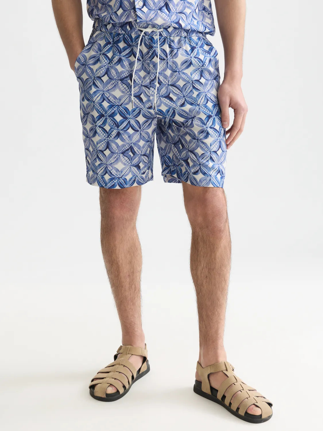Fave Printed Tencel Relaxed-Fit Bermuda Shorts