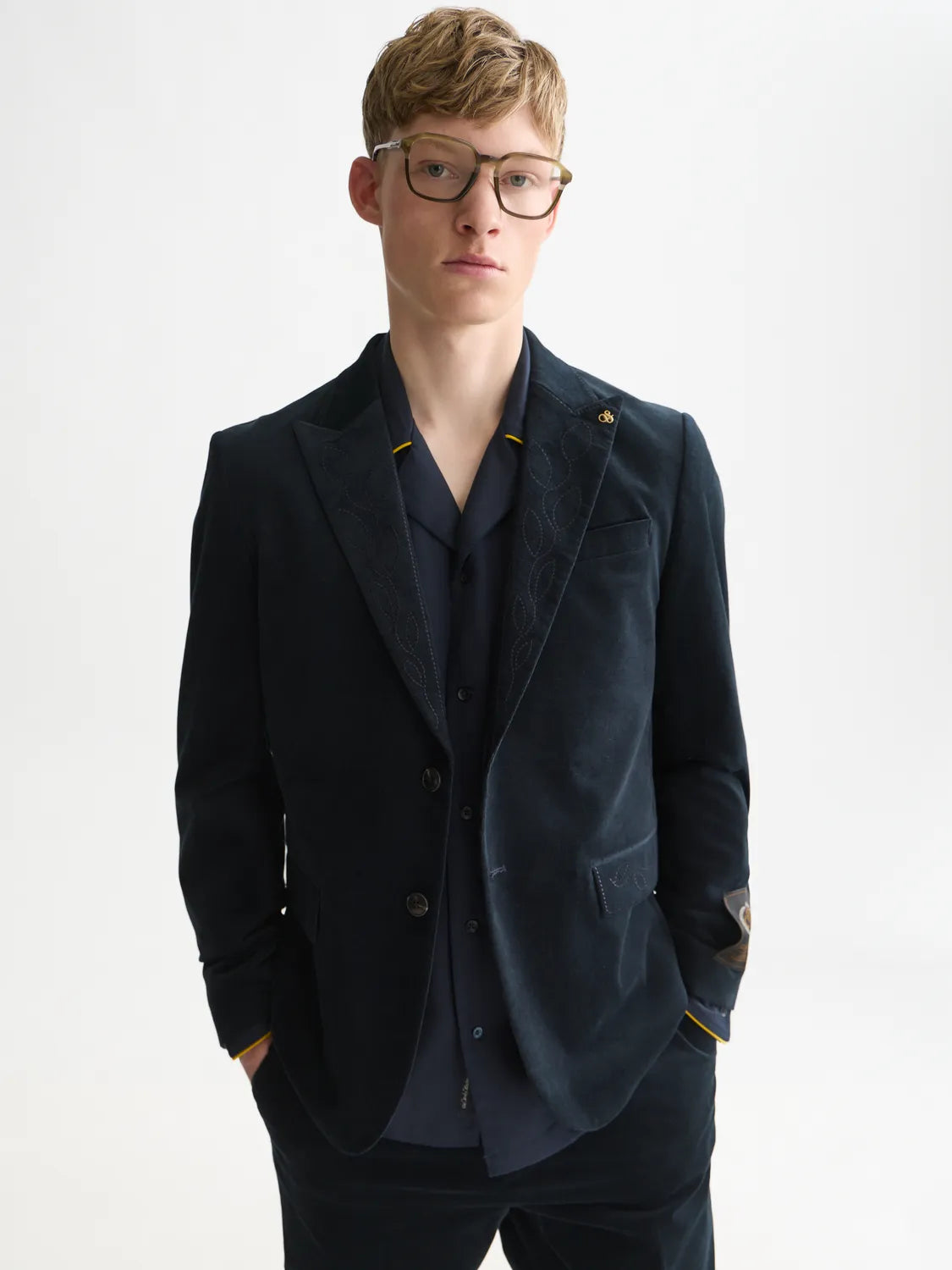 Pierce Embroidered Velvet Peak Lapel Blazer