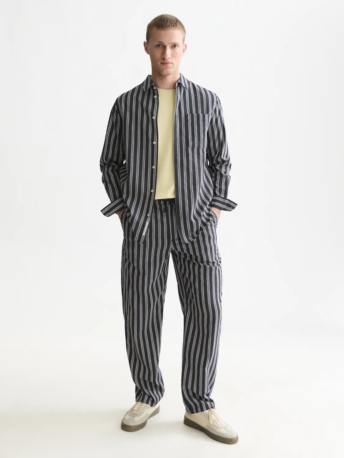 Oliver Striped Pleated Jogger