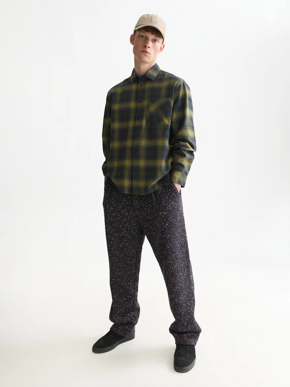 Oliver Wool-Blend Tweed Pleated Pants