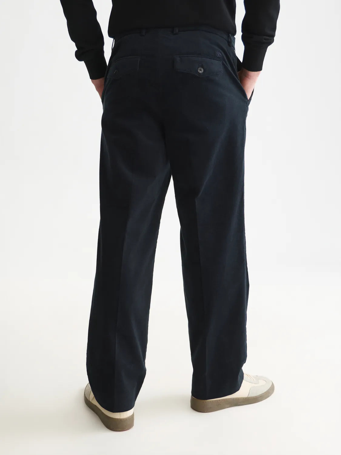Otis Soft Velvet Chino