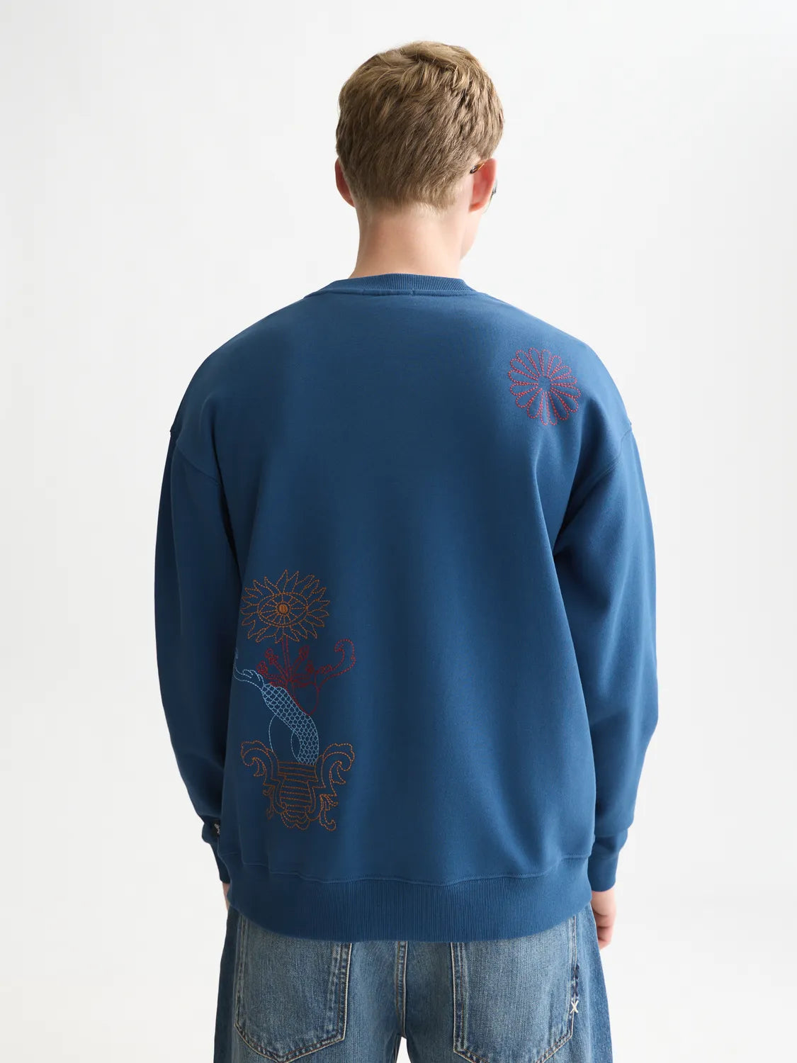 Placed Embroidered Artwork Relaxed-Fit Sweatshirt
