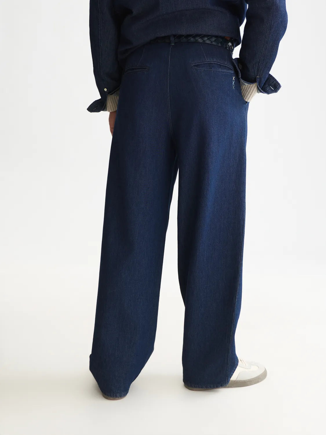 Loose-Fit Chino Jeans