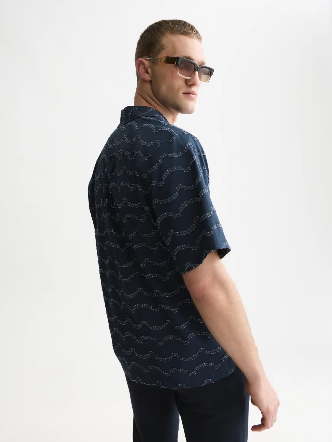 Wave Jacquard Short Sleeved Relaxed-Fit Shirt