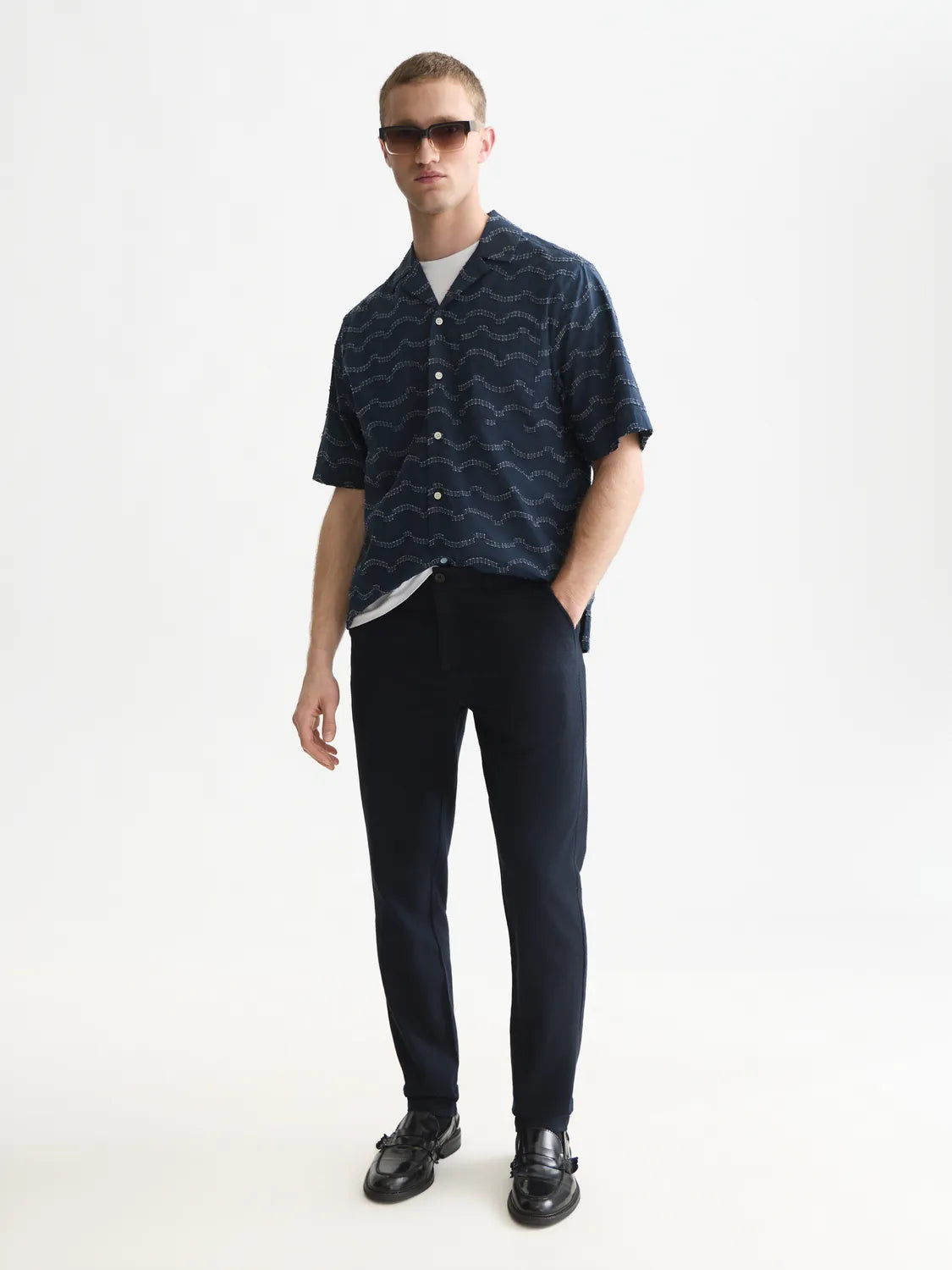 Wave Jacquard Short Sleeved Relaxed-Fit Shirt