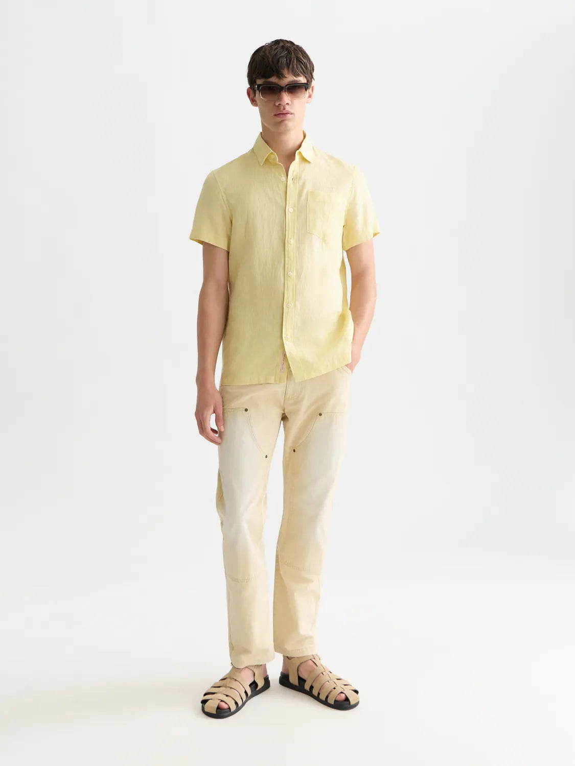 Essentials – Linen Regular-Fit Short Sleeve Shirt
