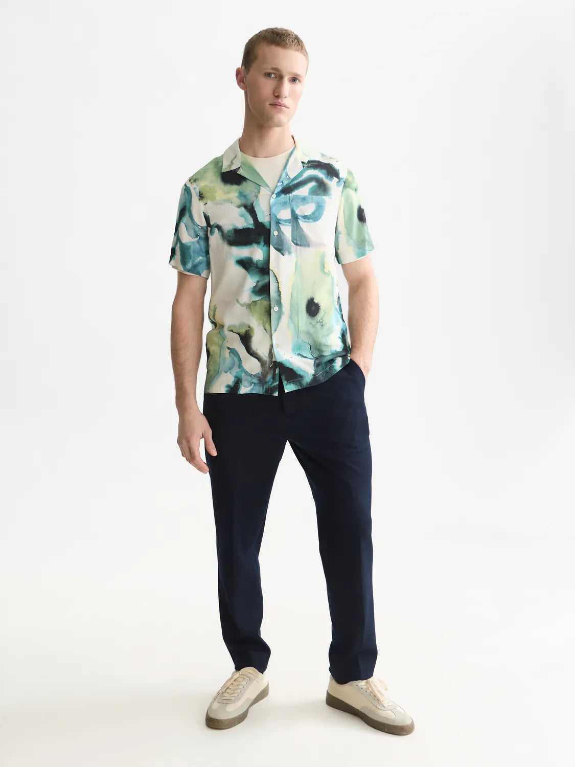 Viscose Printed Short Sleeved Regular-Fit Shirt