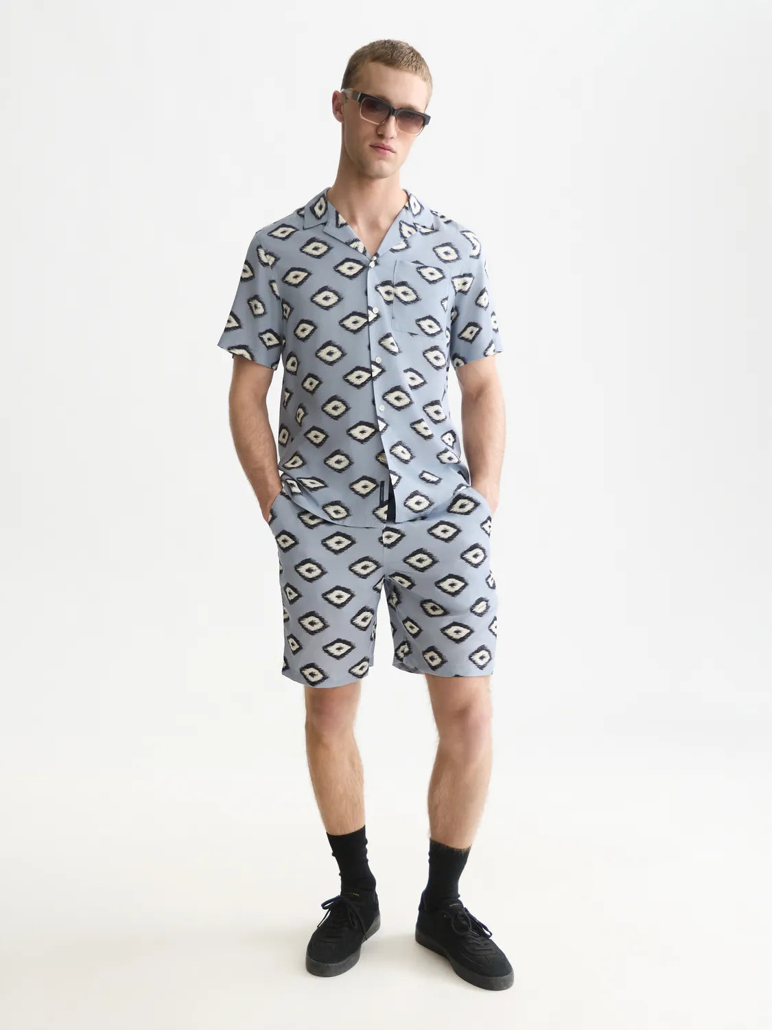 Viscose Printed Short Sleeved Regular-Fit Shirt