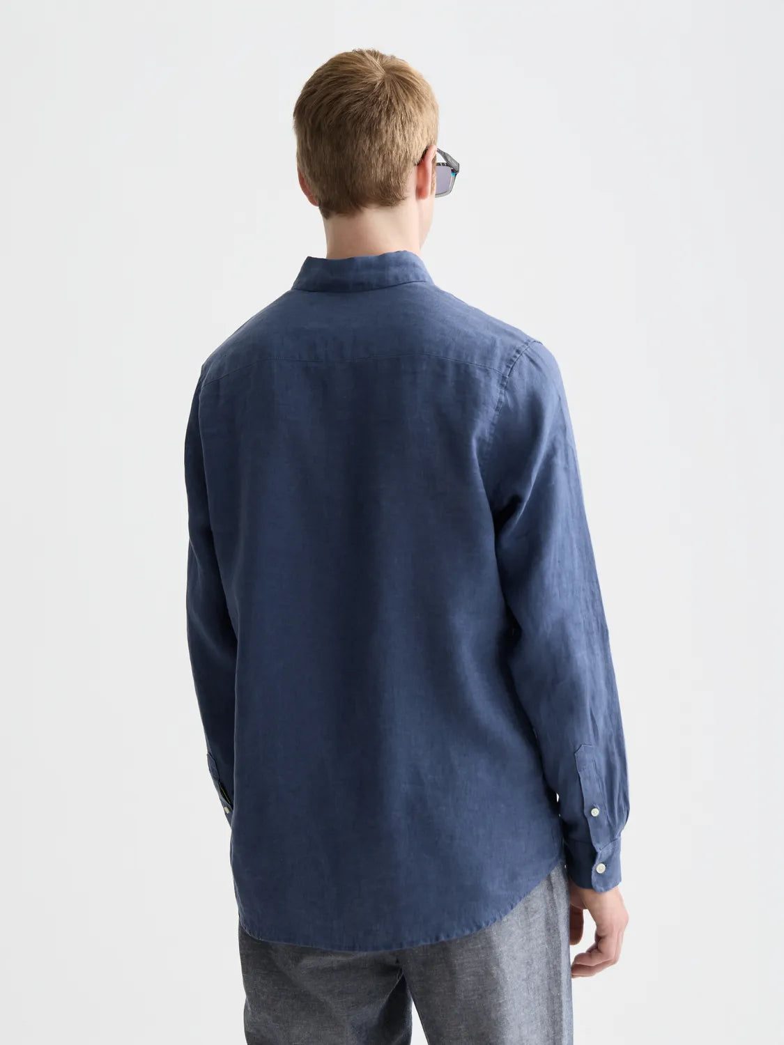 Essentials – Linen Regular-Fit Shirt