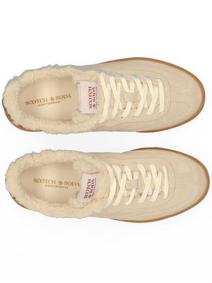 Nixie Sneakers