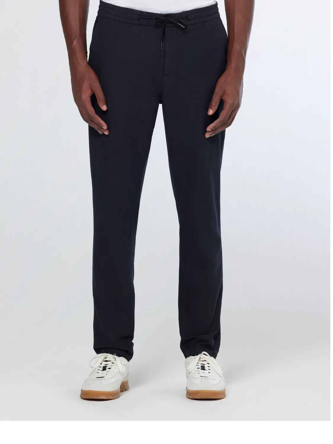 Essentials — Warren Cotton-Linen Twill Jogger