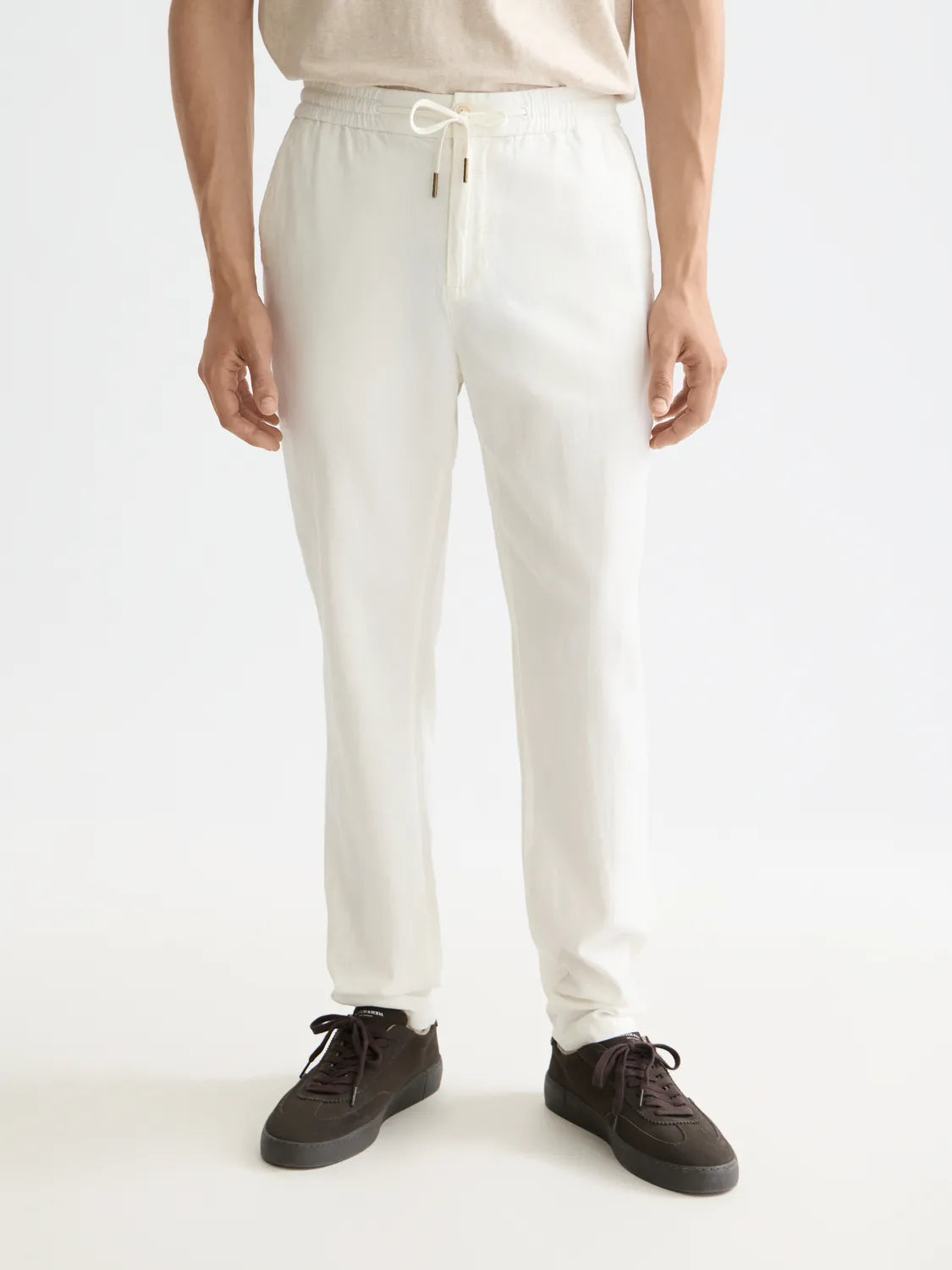 Essentials — Warren Cotton-Linen Twill Jogger