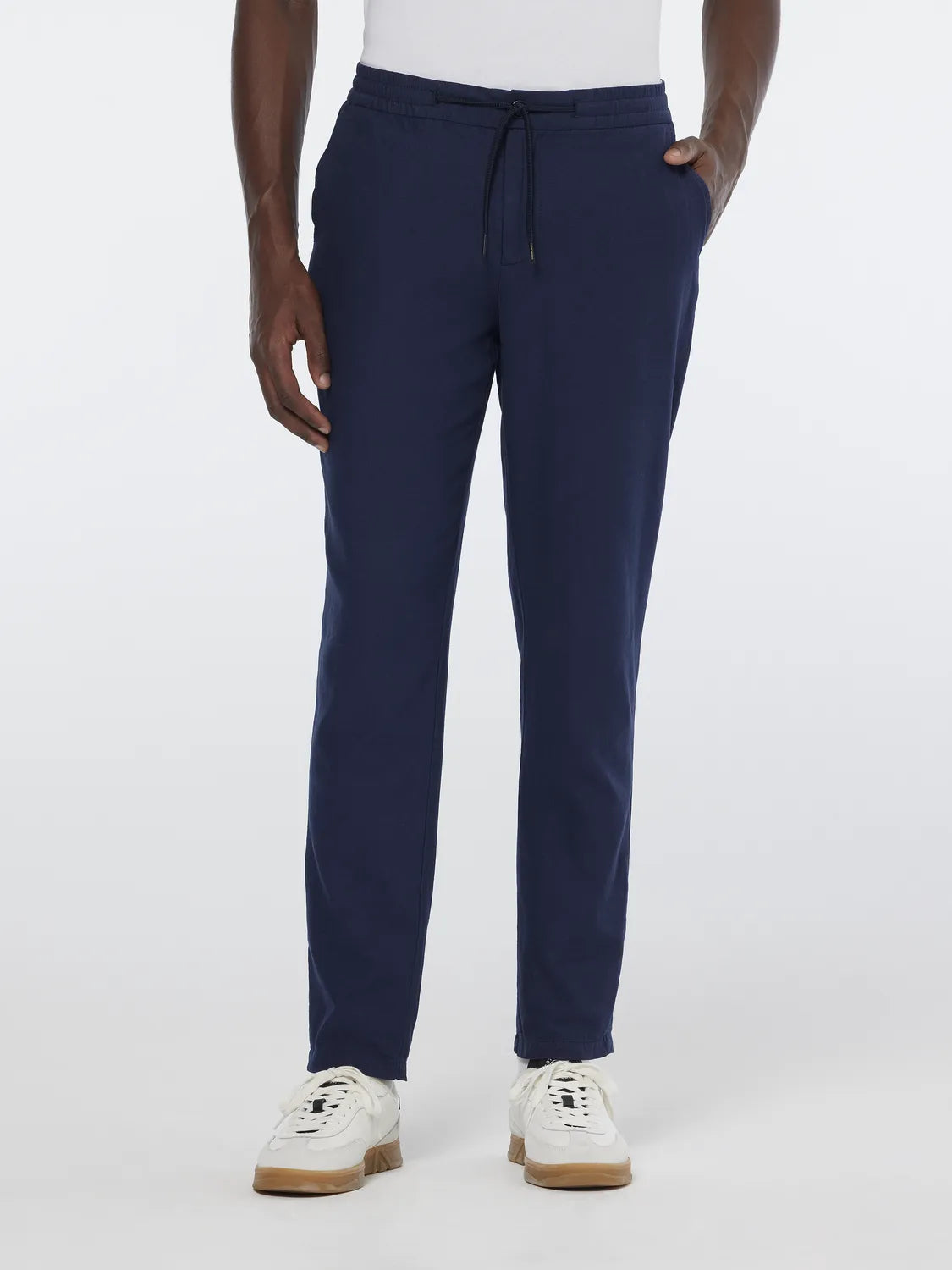 Essentials — Warren Cotton-Linen Twill Jogger