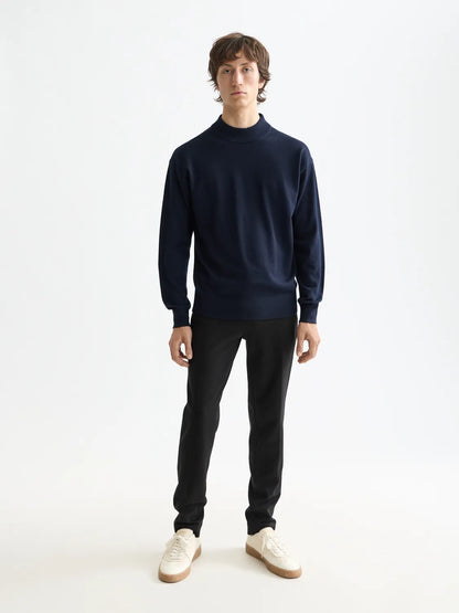 Core - Dropped Shoulder Mock Neck Pullover