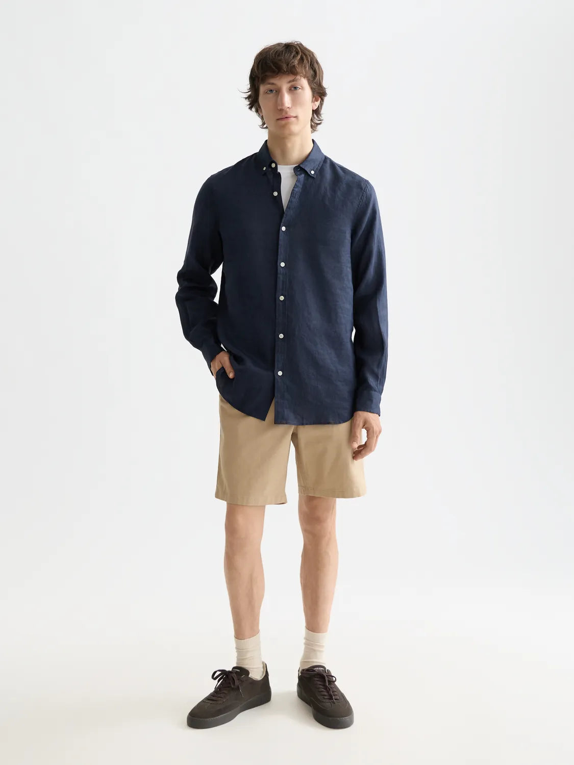 Essentials — Linen Long Sleeve Button-Down Shirt