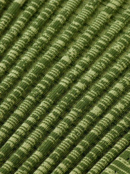 Ribbed knitted pullover