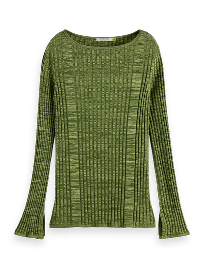 Ribbed knitted pullover