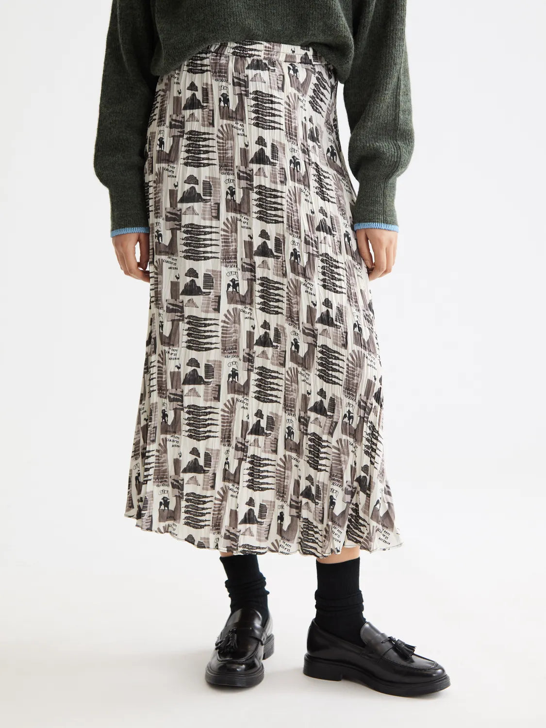 Pleated Crinkle Skirt