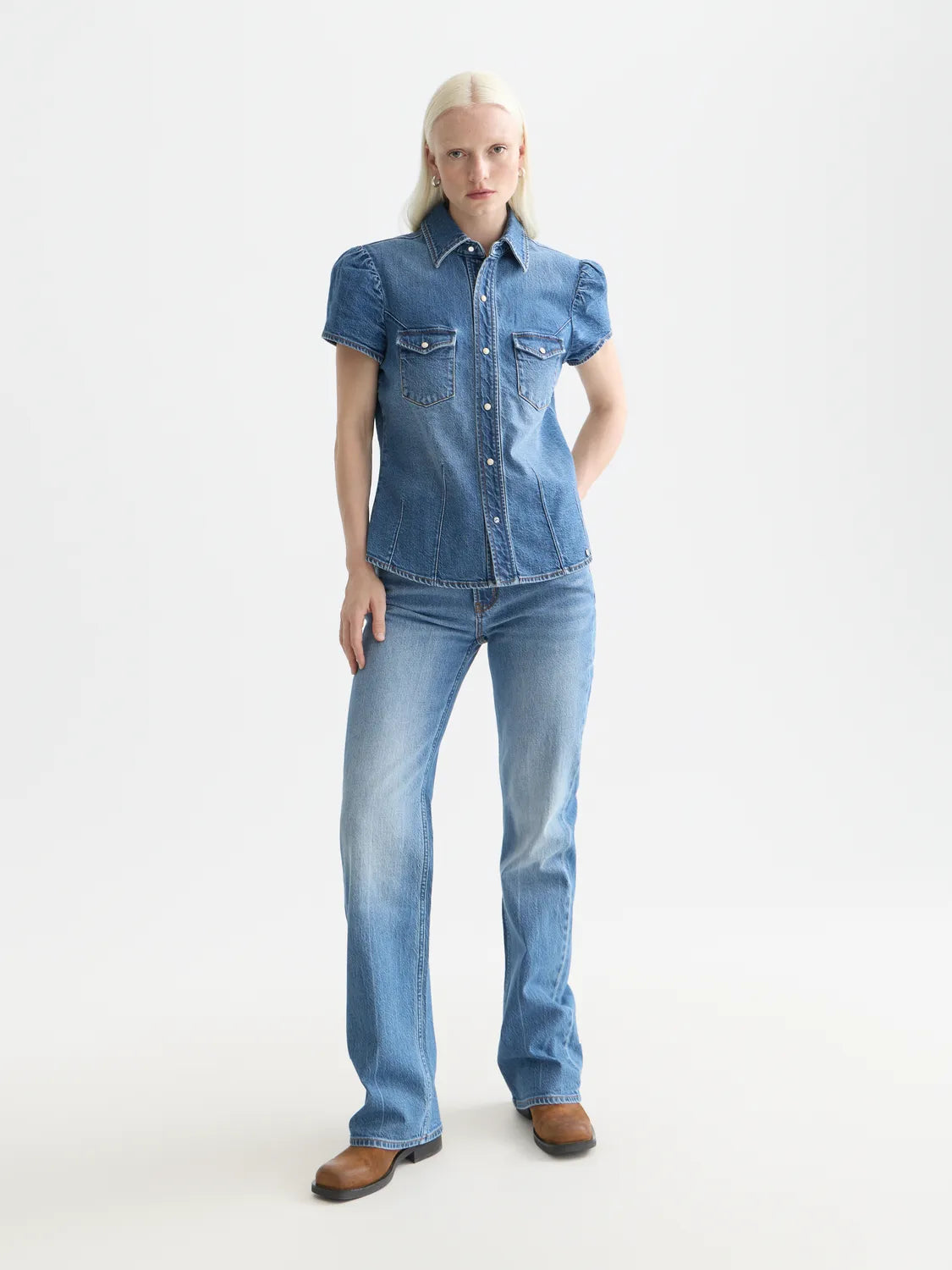 The Glow Bootcut Jeans