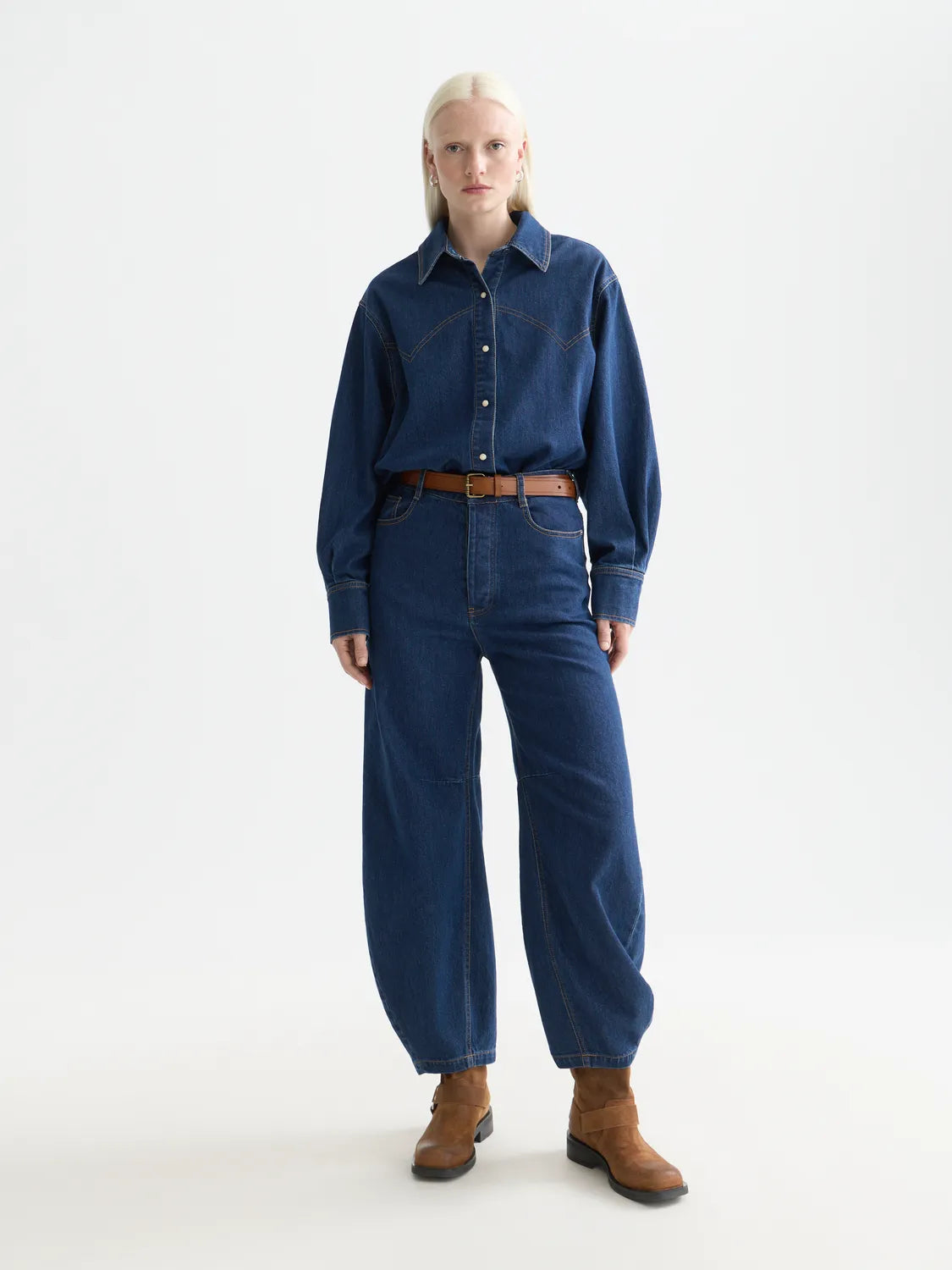 The Loop High Rise Barrel Jeans