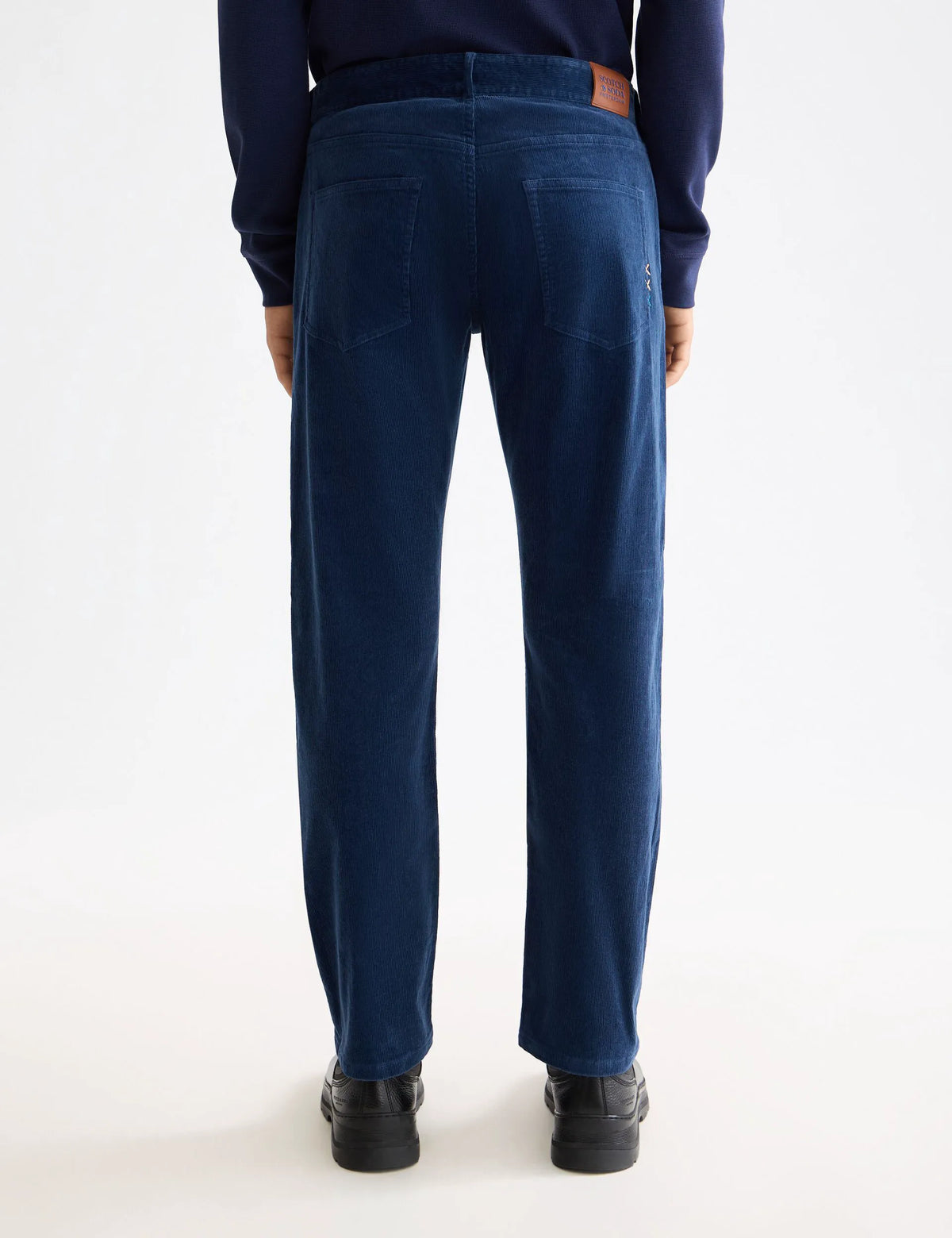 The Zee straight jeans in coloured corduroy