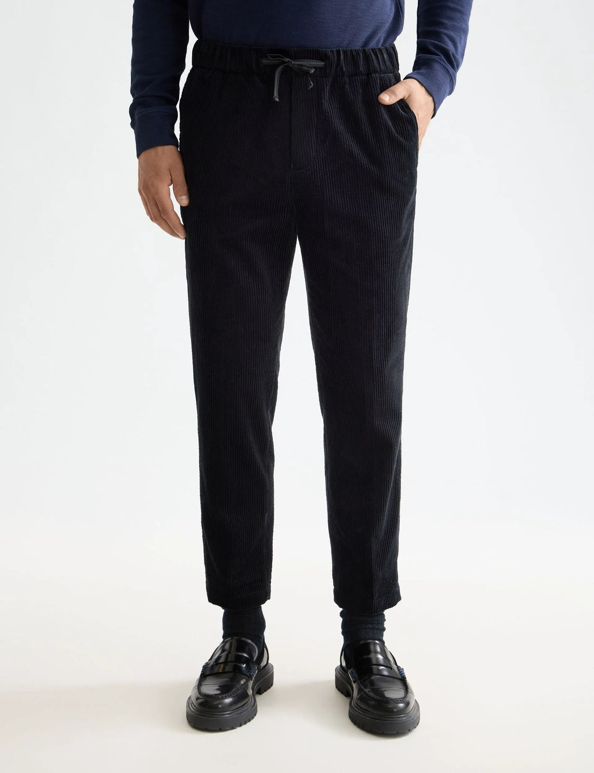 Fave - Cotton corduroy loose tapered jogger