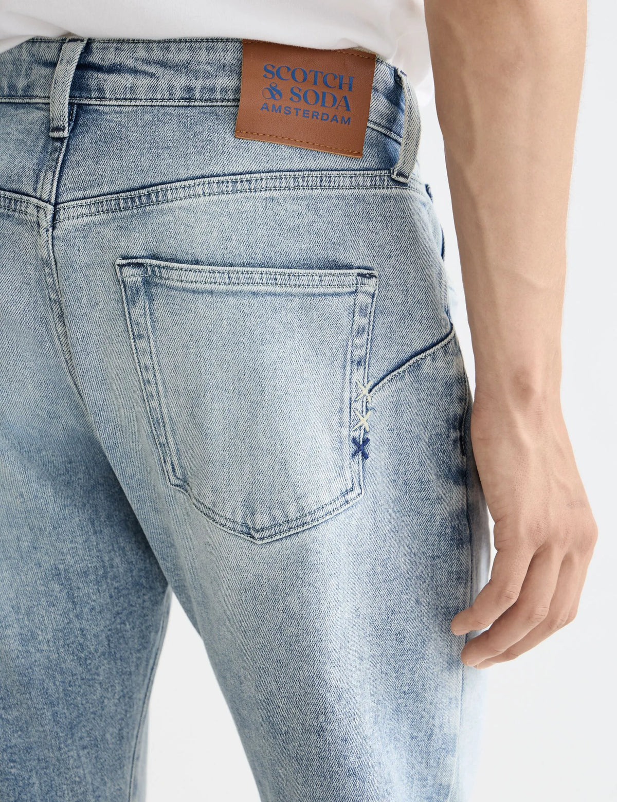 CORE The Zee straight jeans — Blue Story