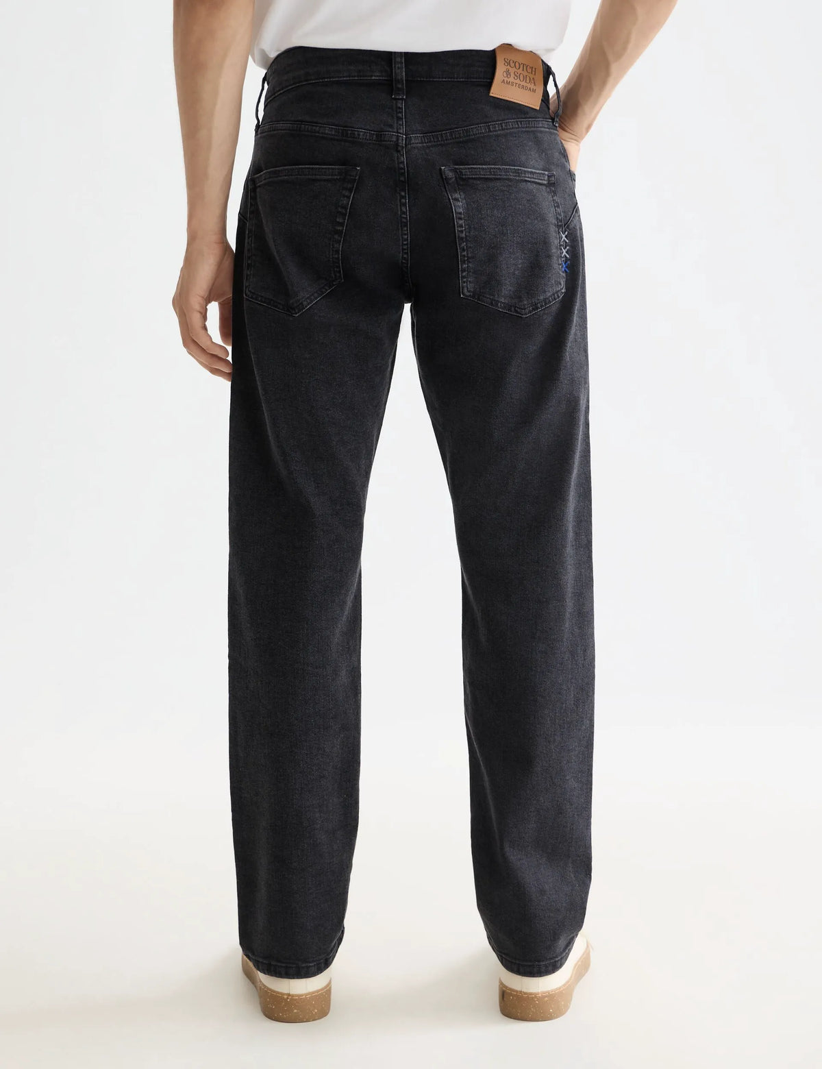 CORE The Zee straight jeans — City Black