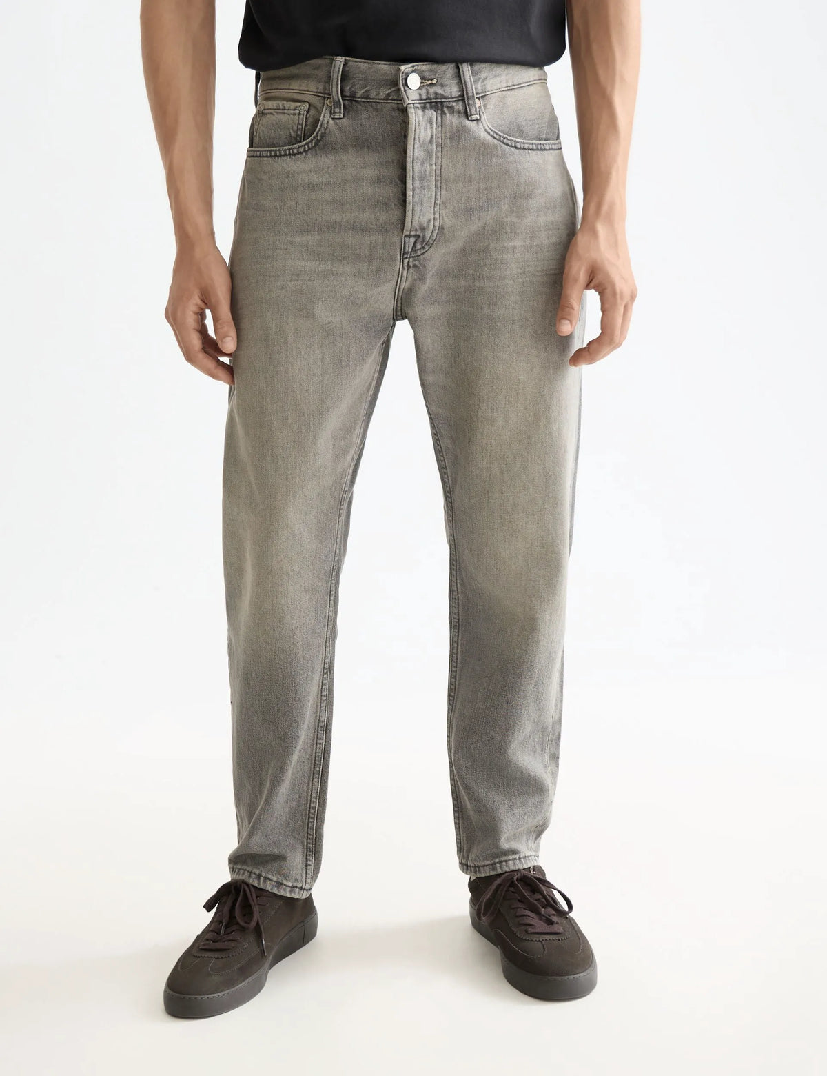 CORE Dean loose tapered jeans — Grey Road