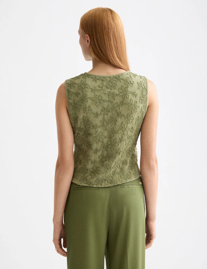 Bow closure structured tank