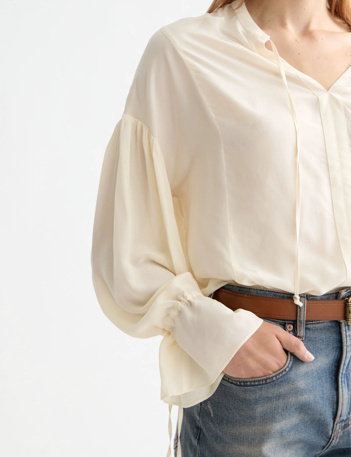 Easy top with draw string cuffs