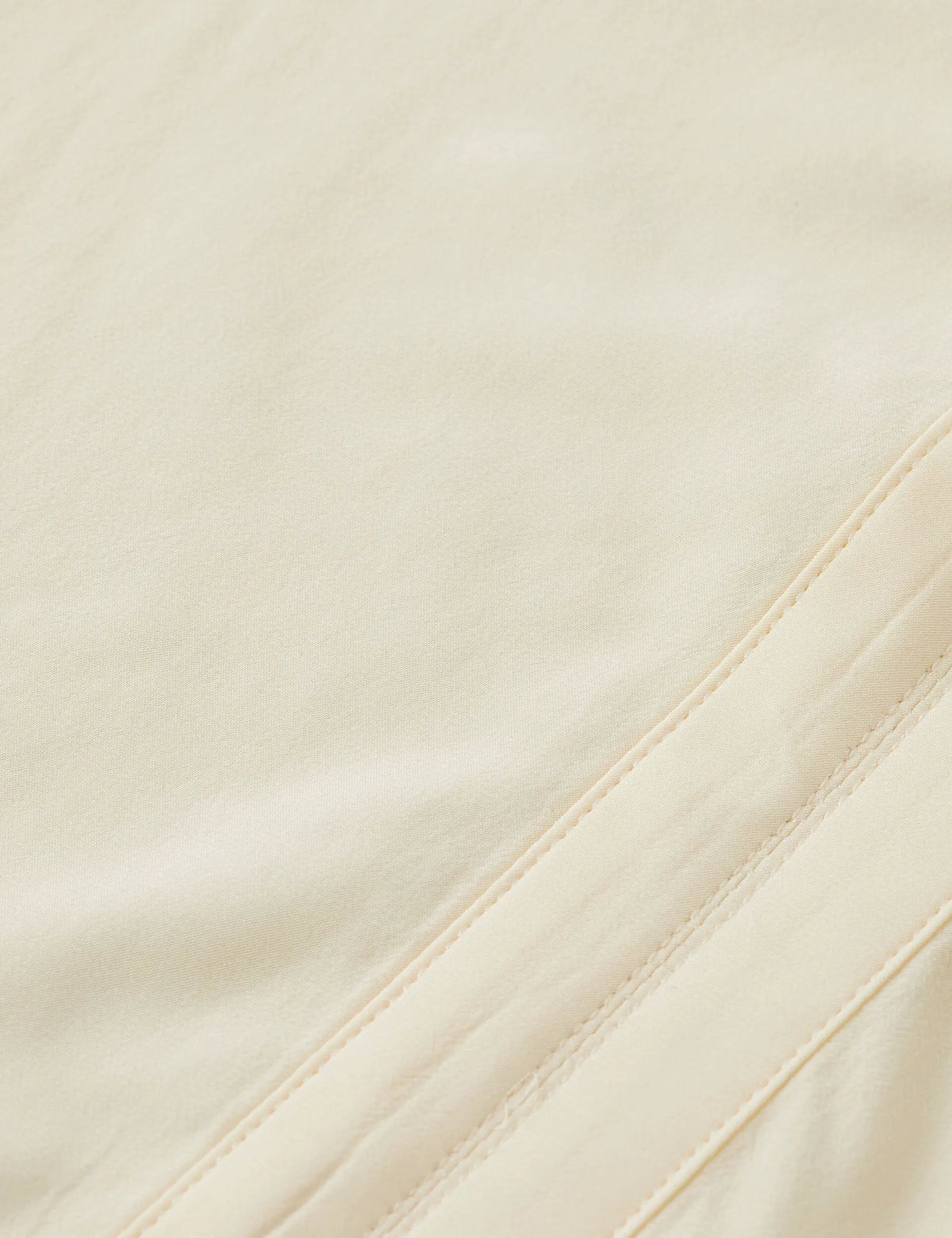 Easy top with draw string cuffs