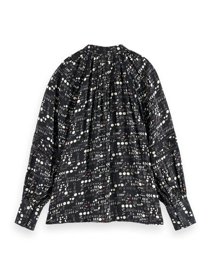 Shirt with lace and ties