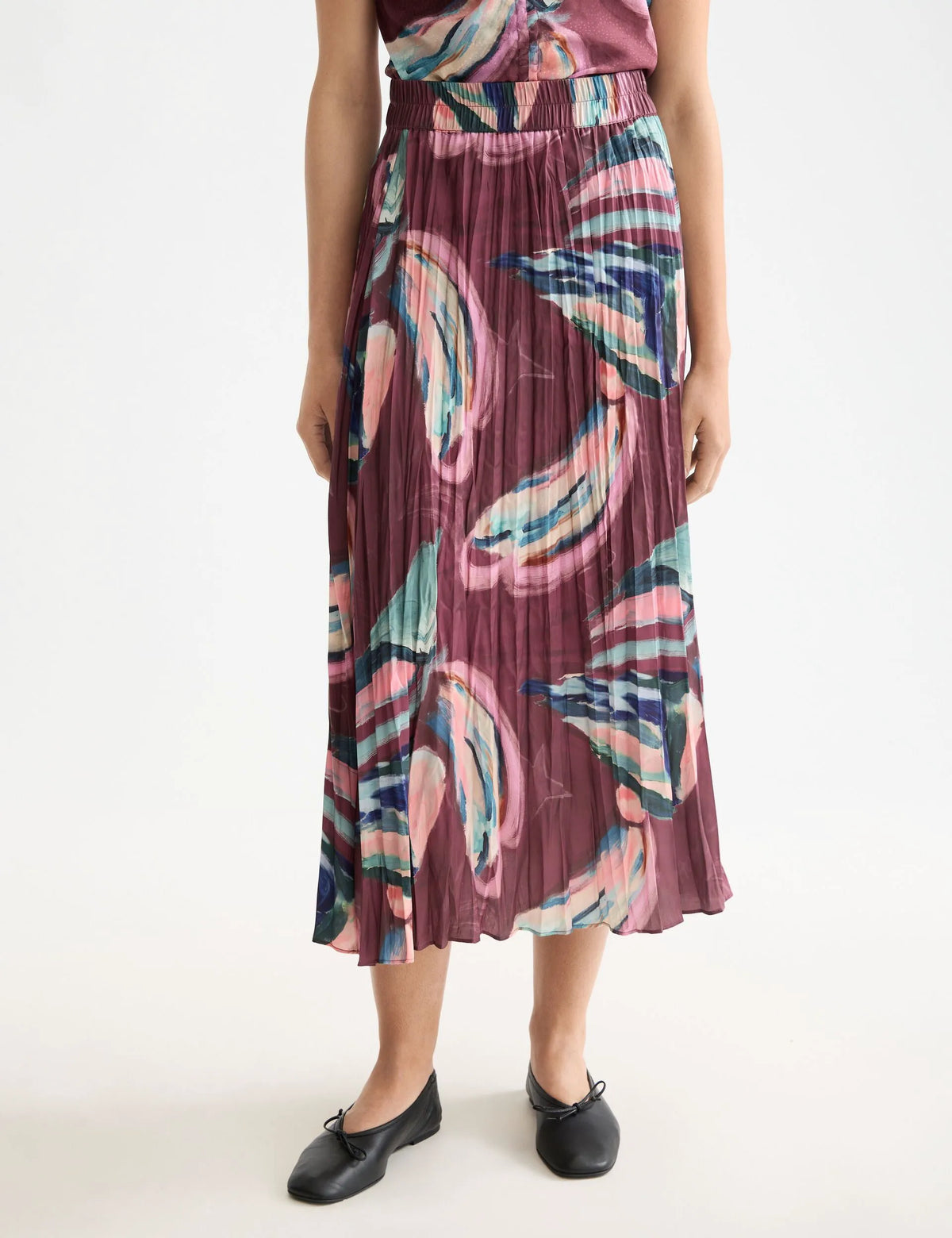 Crinkle pleat midi skirt