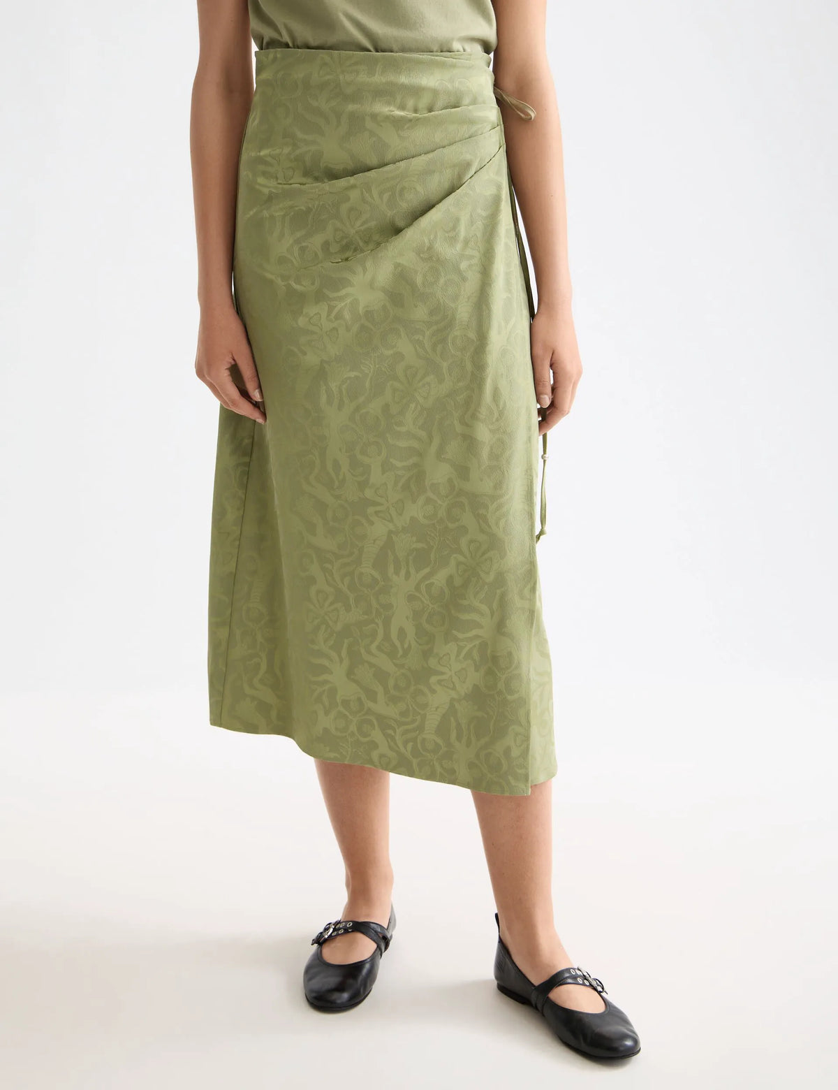 Fluid wrapped midi skirt