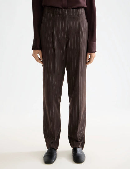 Robyn - high rise relaxed tapered leg